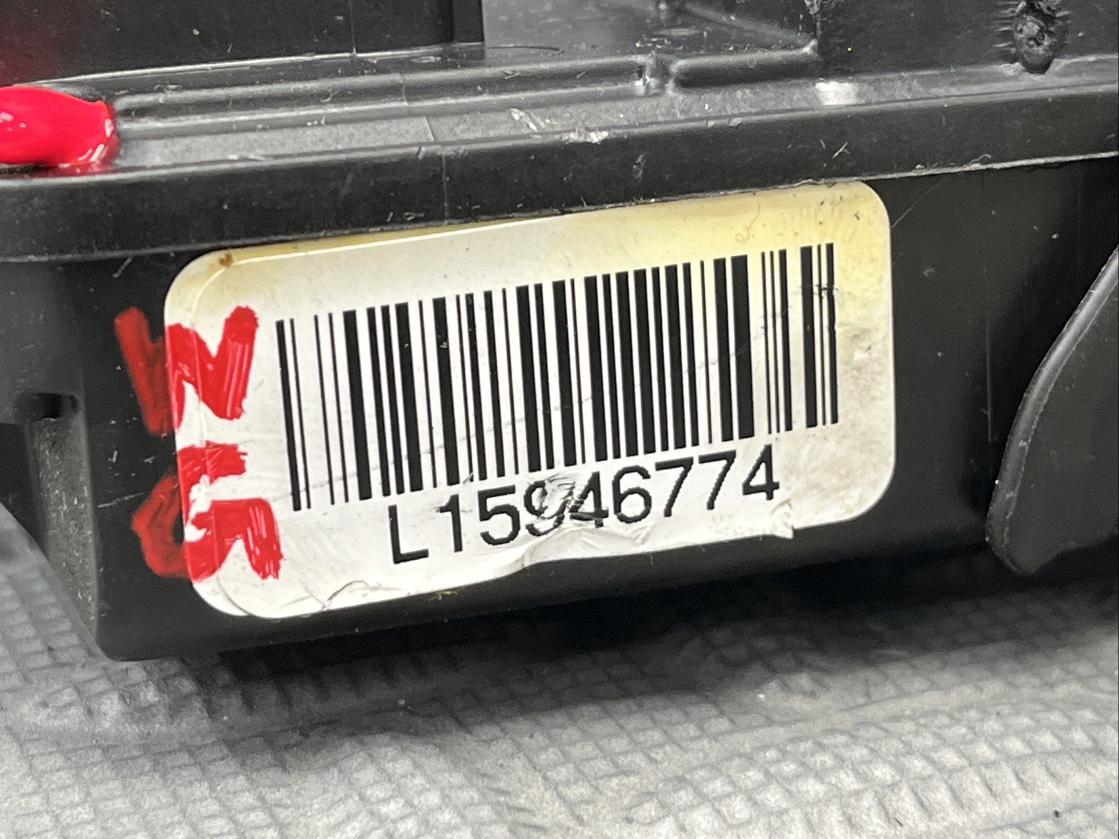 Chevrolet Corvette ZR1 2005-2013 Front Right Lower Door lock assembly