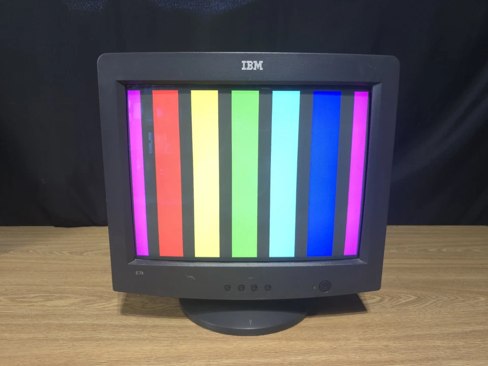 IBM 17" E74 1440x1080 VGA CRT Monitor - Image 2 of 4