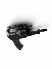 KGBeast 2020 Mezco One 12 6 Action Figure Prosthetic Gun 1 12 Scale