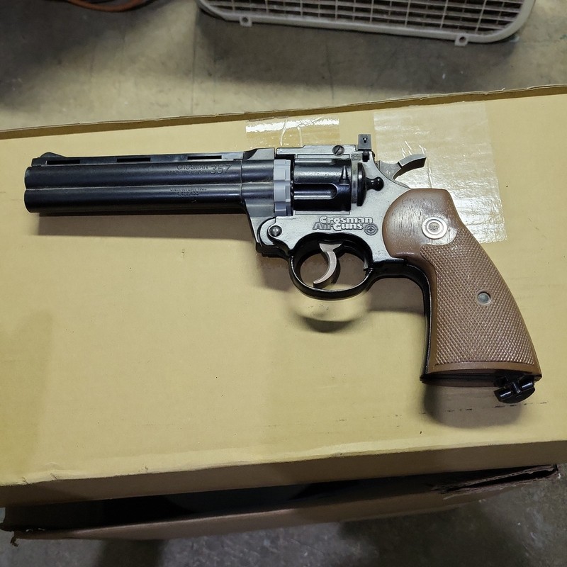 Vintage CROSMAN PELLET GUN AIR PISTOL REVOLVER 357 CO2 Powered .177 Cal parts