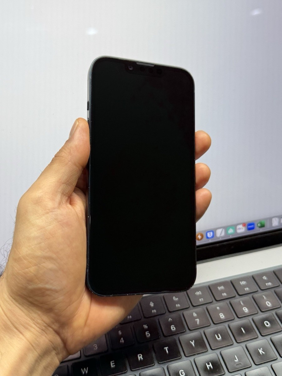 Apple iPhone 14 Factory Unlocked Black / Midnight 128GB