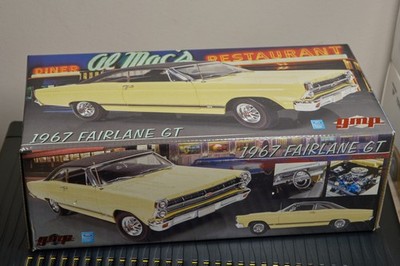 GMP 1:18 Ford Fairlane 1967 -LTD 1 of 1000