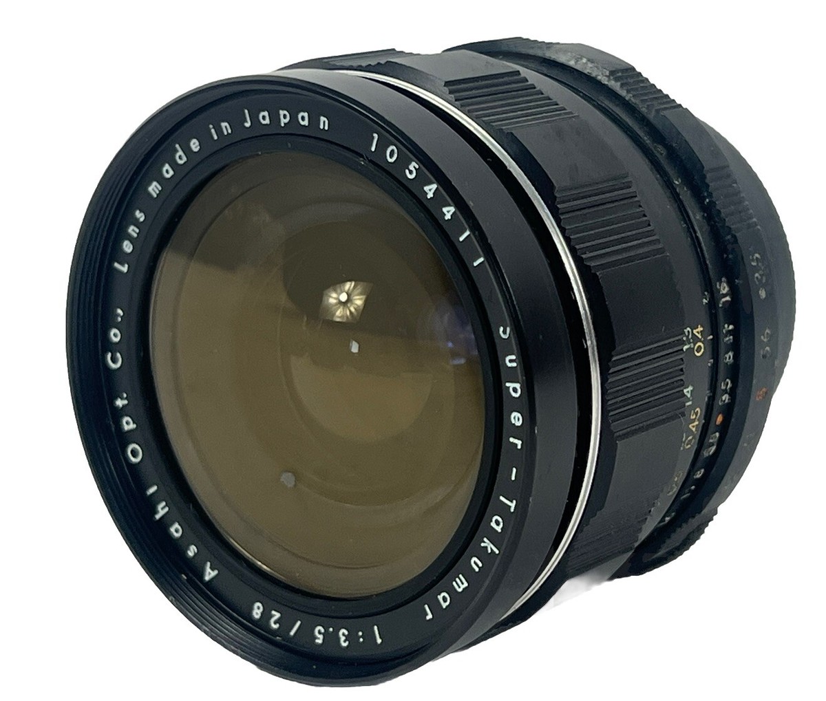 Pentax Super Takumar 28mm f3.5 Lens M42 Early Fat Version