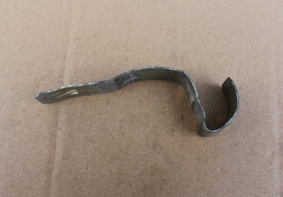 GENUINE MERCEDES-BENZ MB W126 W123 LIFTING JACK HOLDER SPRING 