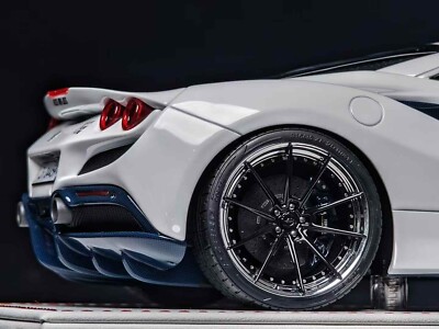 Résine Davis Giovanni Ferrari F8 Novitec Rosso Fuoco 1/18 pas BBR MR DM