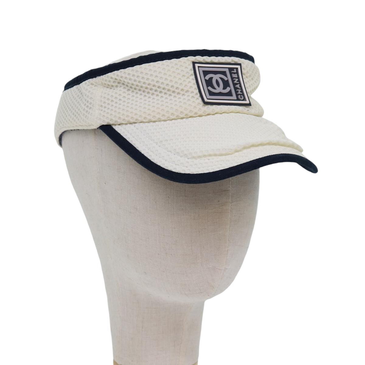 CHANEL Sports Sun Visor Cotton White Silver CC Auth am6754 CHANEL Sports Sun Visor Cotton White Silver CC Auth am6754