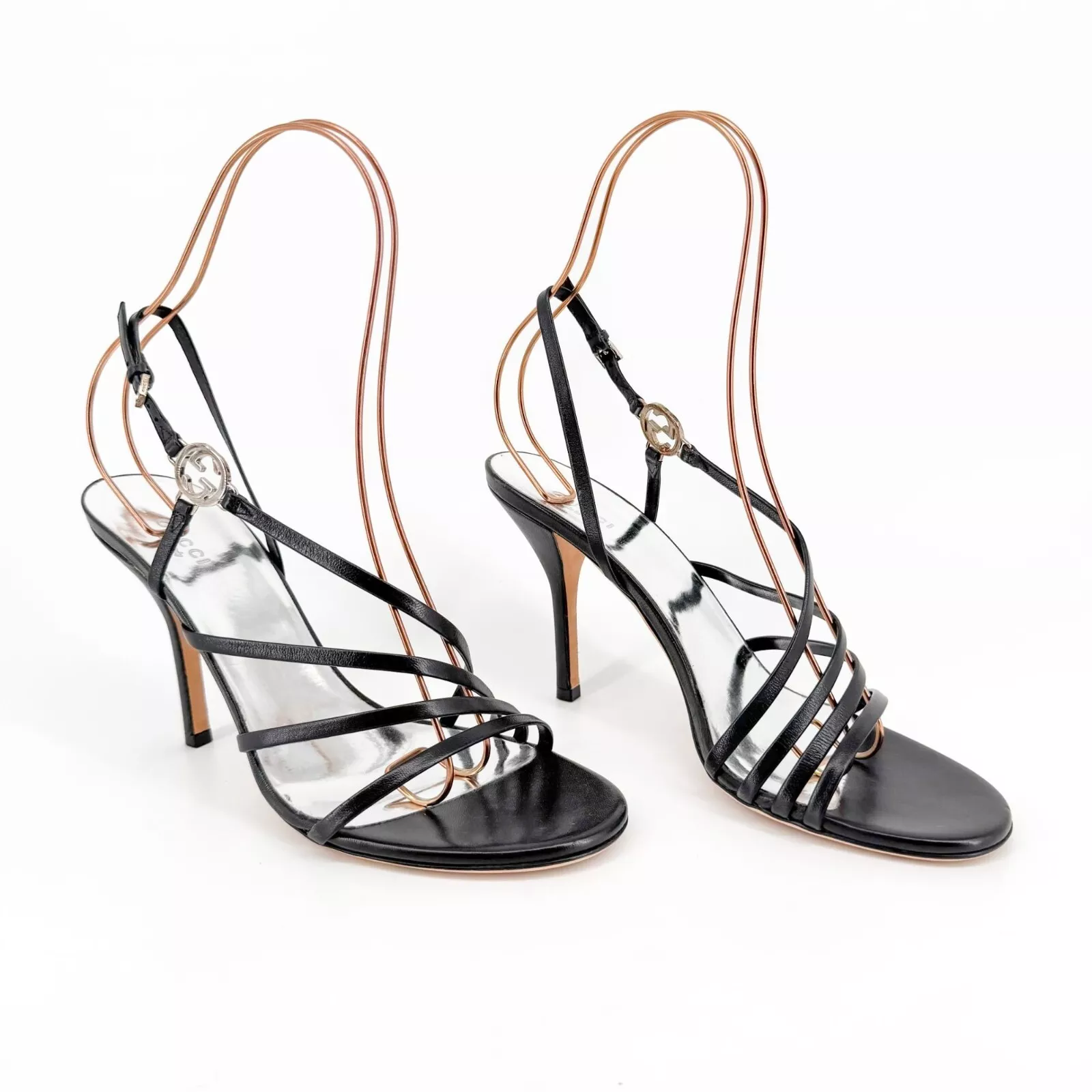 Sandales Gucci à lanières imbriquées GG pointure 38,5 US 8,5 cuir noir talon haut