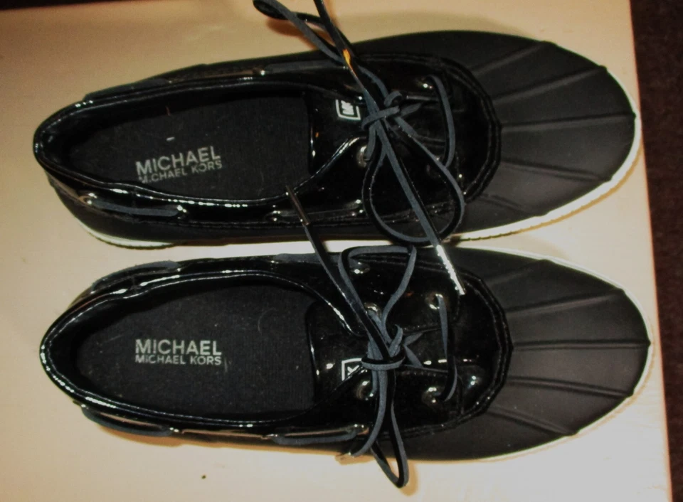 Zapatos con cordones MICHAEL KORS de goma negra "impermeables" talla 10 Foto 3 de 4