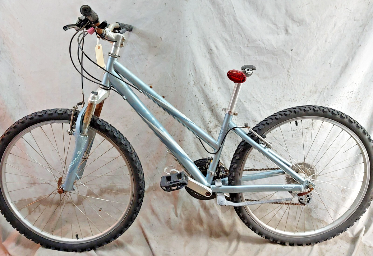 2010 Giant Boulder MTB Bike X Small Hardtail Suspension Fork 4130