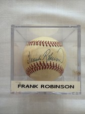 Frank Robinson Baseball Cards and Autographed Memorabilia Guide 16