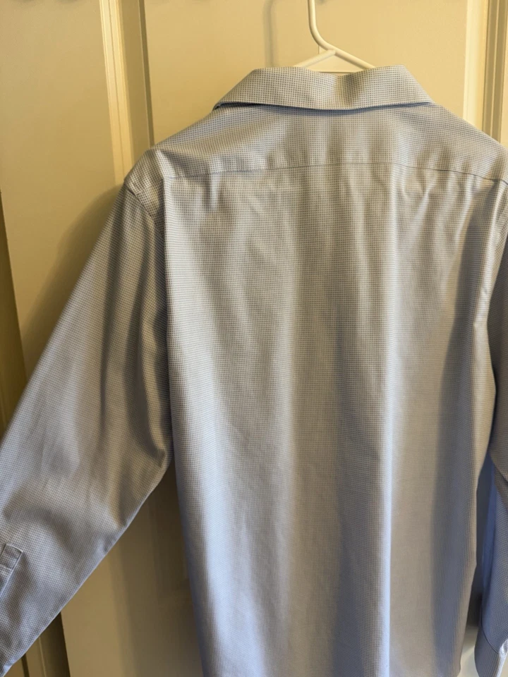 Calvin Klein Men's Slim Fit Infinite Non Iron Shirt Blue 15.5 Medium 32/33 - Image 4 of 4