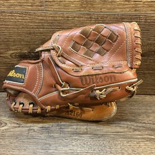 Wilson A2160 Youth Roger Clemens 9"