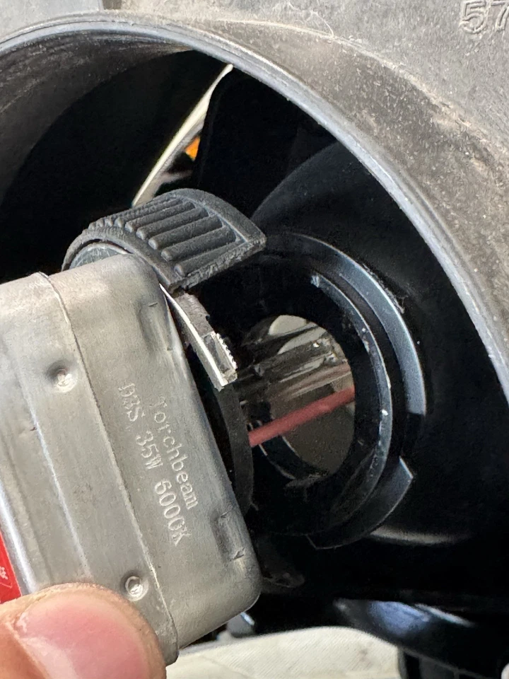 Faro delantero izquierdo izquierdo del conductor Dodge Charger Xenon HID 2011-2014 FABRICANTE DE EQUIPOS ORIGINALES Foto 4 de 4