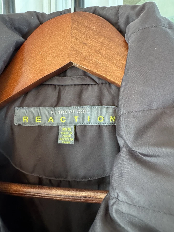 Kenneth Cole Reaction Women's Size Medium Vest Brown Puffer Down Feather Fill - Image 4 of 4