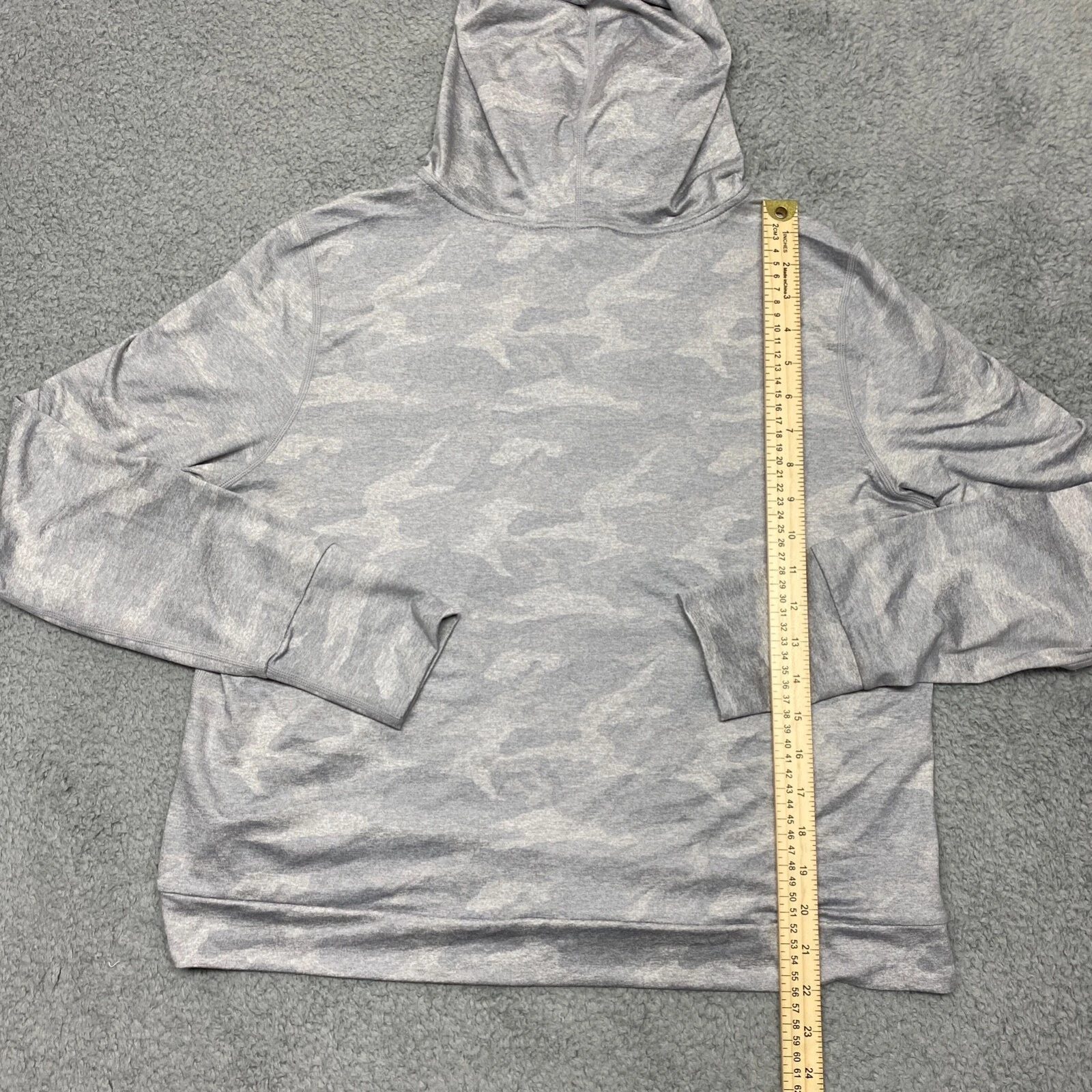 vuori halo essential camo hooded soft dreamknit hoodie