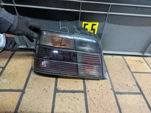 Rückleuchte Rücklicht Rückfahrscheinwerfer Schwarz Licht links BMW E36 3er