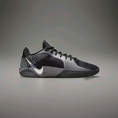 Nike Sabrina 2 Women's Size US 9 Black/Metallic Silver FQ2174-001