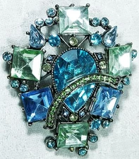 Spectacular Brooch Austrian Crystals Ocean Blue Tones BRAND NEW 84054-134