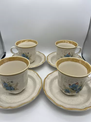 Mikasa Garden Club Day Dreams Set Of 4 Cups & Saucers Japan 400 461 Floral