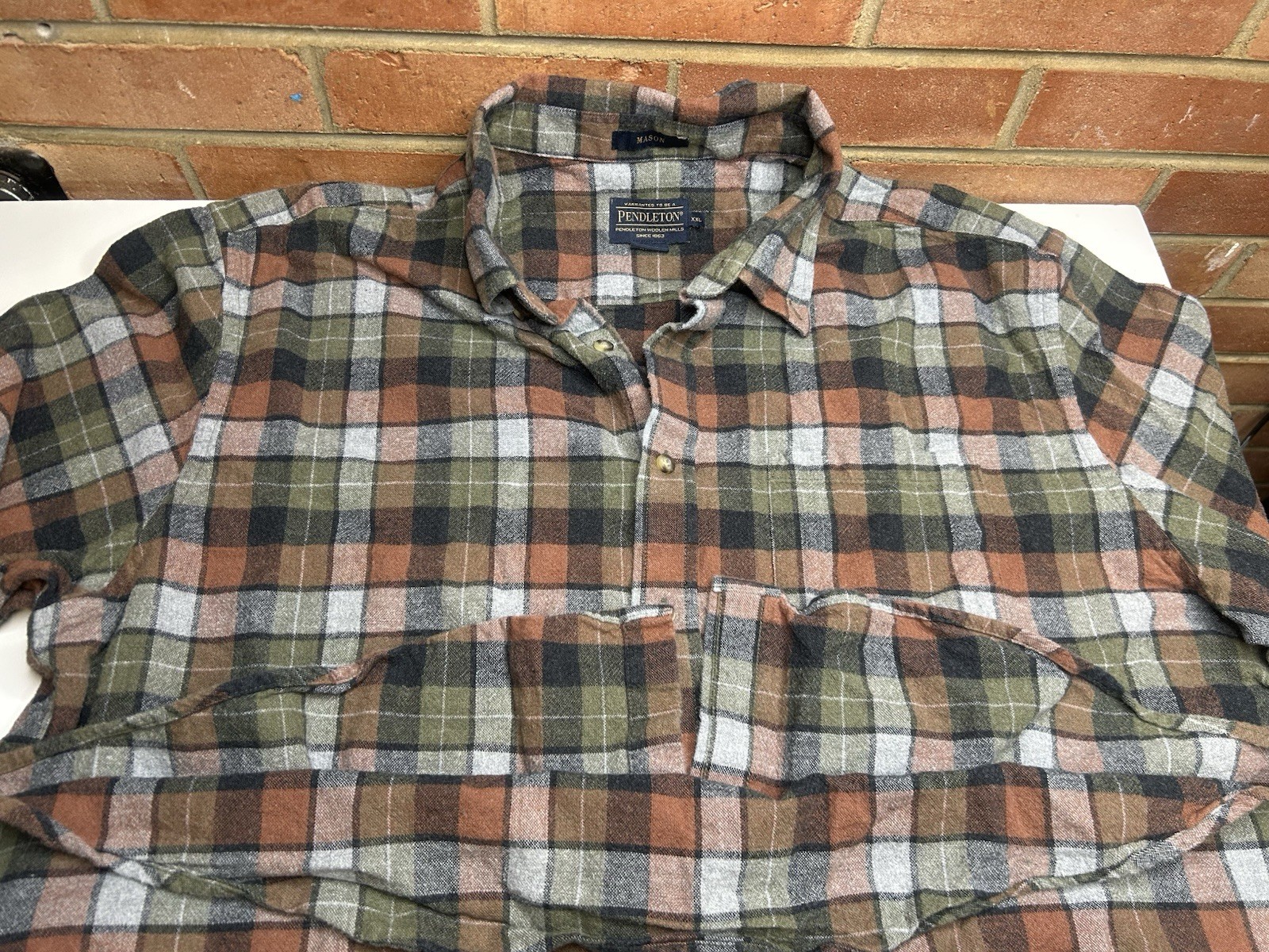 Pendleton Mason Long Sleeve Button Up Flannel Bla… - image 3