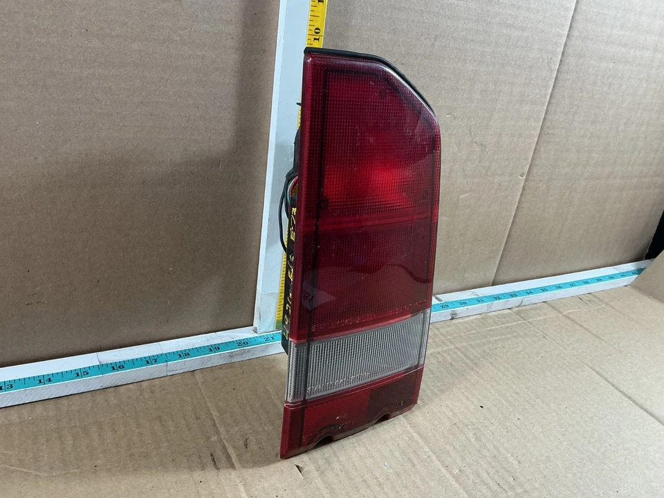 1990-1998 Geo Tracker Rear Right Passenger Side Tail Light Assembly - Image 2 of 4