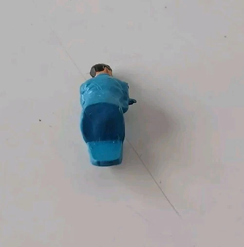 James Bond 007 GOLDFINGER Aston Martin DB7 Corgi Mini Figure GENUINE ORIGINAL - Image 2 of 4