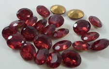 12 Vintage Glass Rhinestones 12x10mm Oval Ruby Red TTC Foiled PB Czech C5-6B