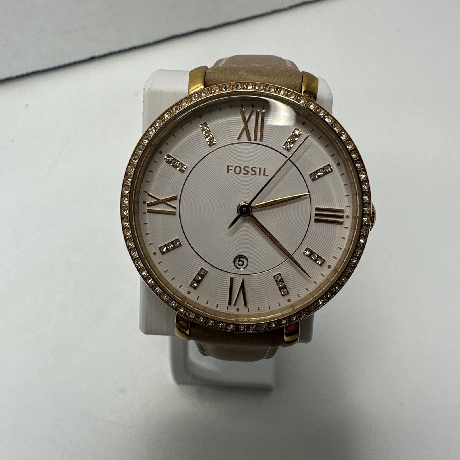 Fossil Jacqueline ES4303 Womens White Dial Quartz Watch Needs Battery Replacement