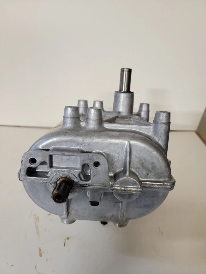 Transaje de 5 velocidades B1700152 H700-083 sin igual -HK Foto 3 de 4