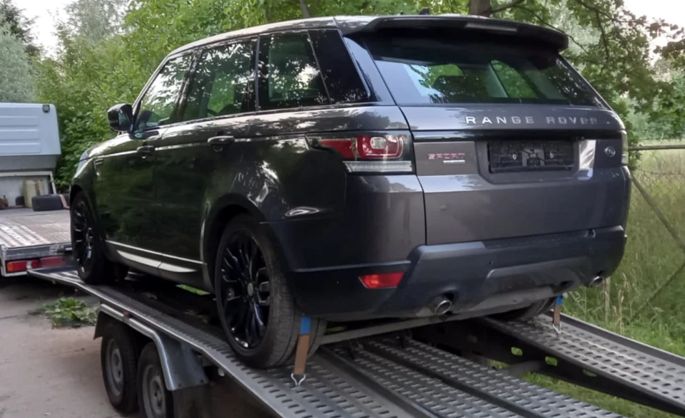 LR Range Rover Sport L494 306DT LR069659 TDV6 306HP Engine Repair - Image 2 of 4