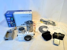 OLYMPUS PEN Lite E PL6 double zoom kit with original box