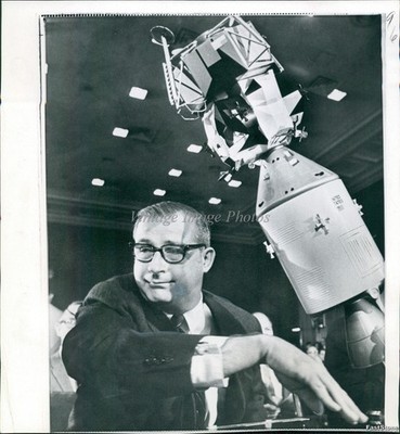 1970 Dr Thomas O Paine Appears Before Senate Space Cmte Apollo 17 Nasa Photo 8x8