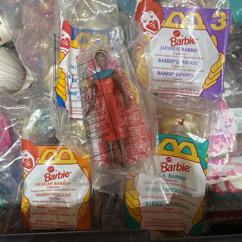 1995 McDonalds Happy Meal Toys-Barbie Dolls Of The World-Complete Set of 5