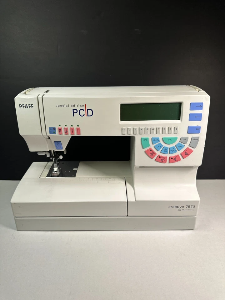 Pfaff creative 7570 embroidery sewing machine - Image 2 of 4