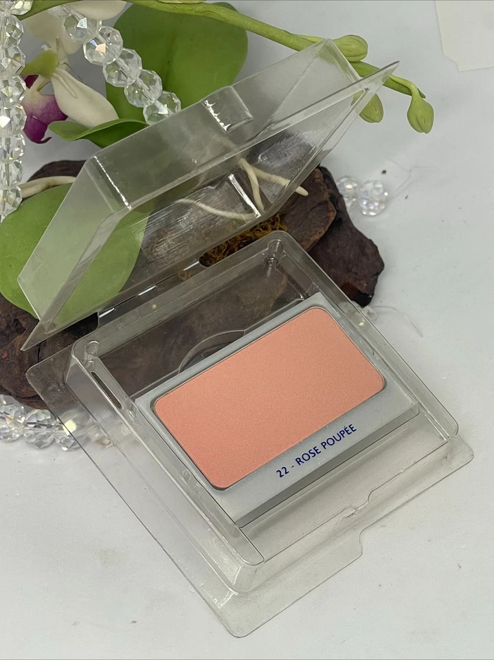 Blush Refil Orlane Velvet Blusher - 22 Rose Poupee - Tamanho Completo - Novo - Imagem 2 de 4