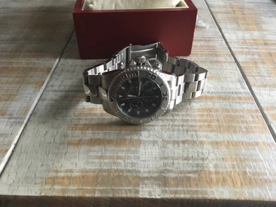 Reloj Oniss Hombre Esfera Negra Tono Plateado Acero Inoxidable ON475M Sumersión 300m Foto 4 de 4