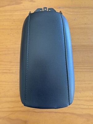 2013-2016 Ford Fusion Center Console Lid Armrest Black Leather OEM