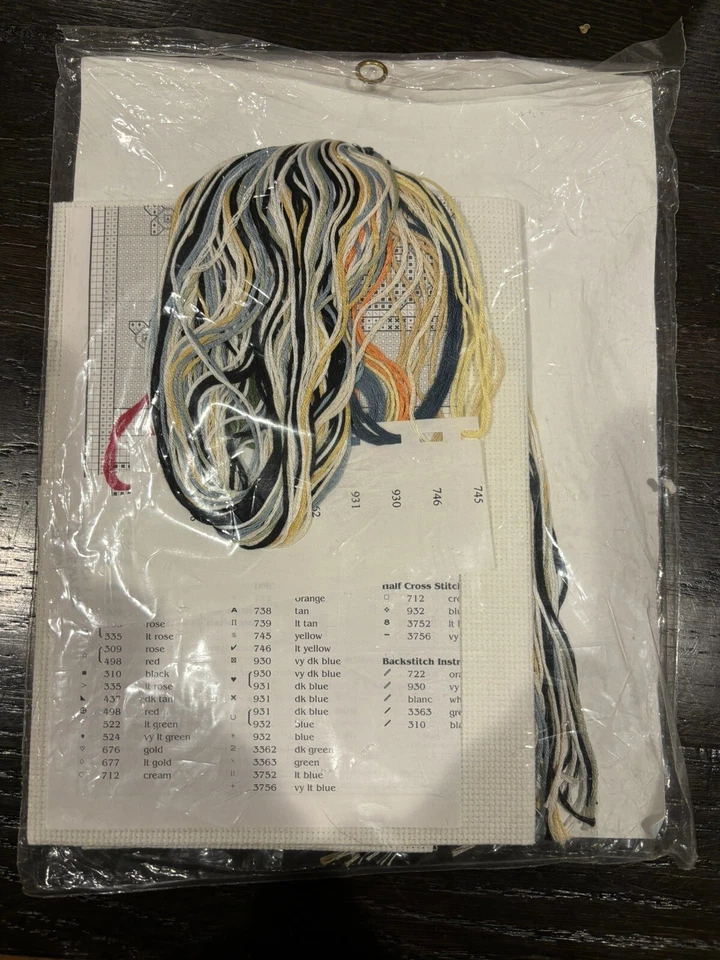 Kit de ponto cruz vintage Nina Shaffer Share My Garden - Imagem 2 de 2