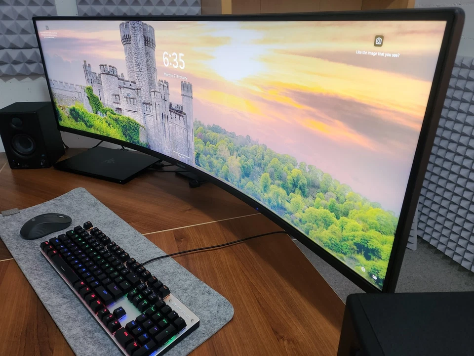 Samsung C49HG90DMU 49 Zoll, LED LCD, Ultra Wide Curved Gaming Monitor -... - Bild 2 von 4