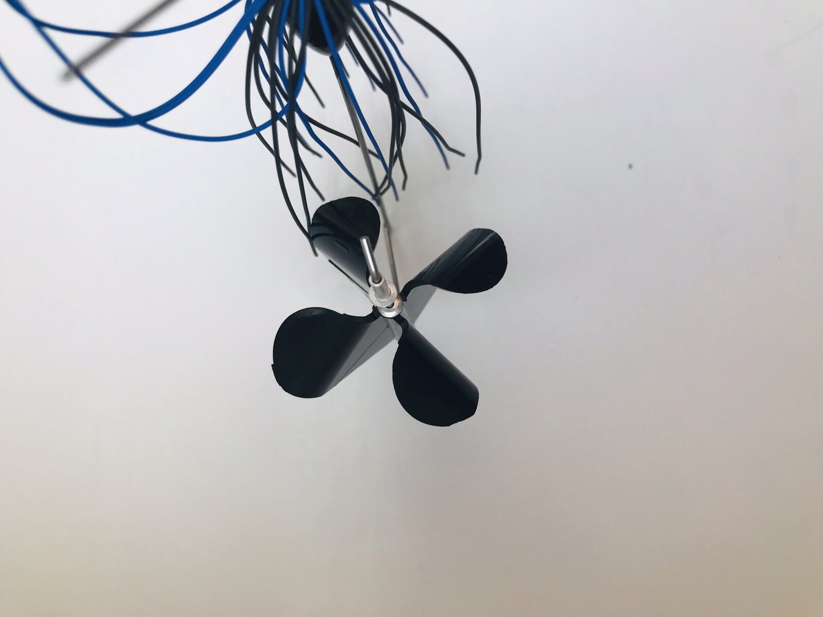 3/8oz Black Buzzbait, 1/4oz Quad Blade w/Black/blue Skirt & Trailer eBay