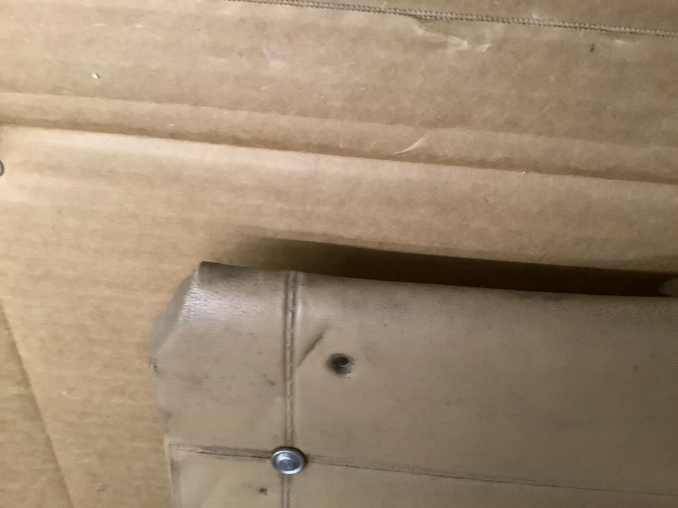 1963 年 Mercury Park Lane 4 Dr 左后门面板卡芯用于修复 — 第 4/4 张图片