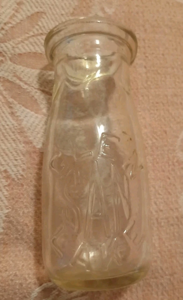 Vintage Embossed Glen San Lake 9" Pint Size Glass Milk Bottle - Image 4 of 4