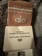 NWT Pink- ALO Yoga UNISEX HALF-CREW THROWBACK SOCKS - medium