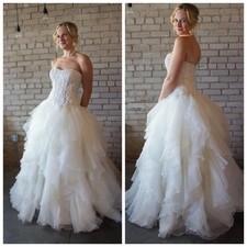 A-line Sweetheart Collar White Wedding Dress Sleeveless Lace Tulle Bridal Gowns