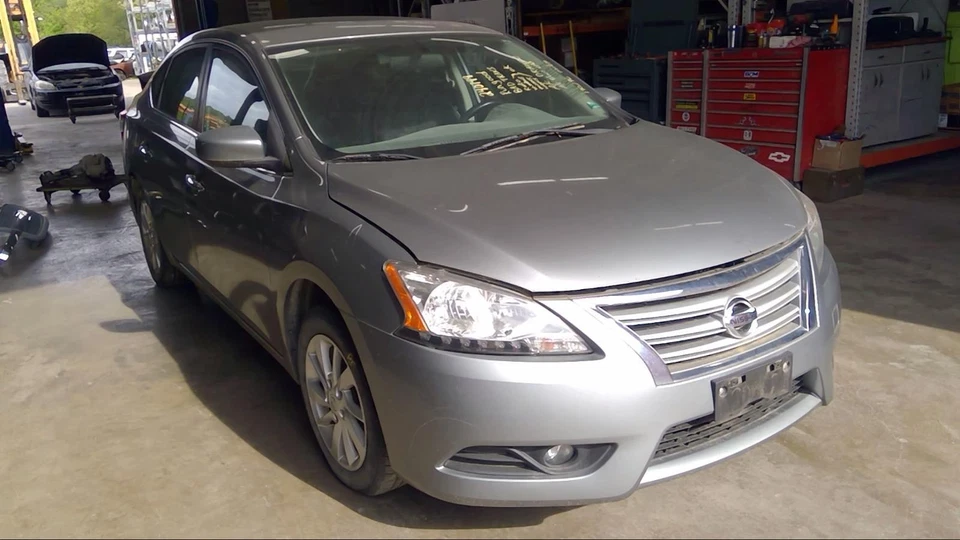 Eje de transmisión delantero derecho usado se adapta a: Nissan Sentra 2013 eje delantero AT CVT Fro Foto 3 de 4