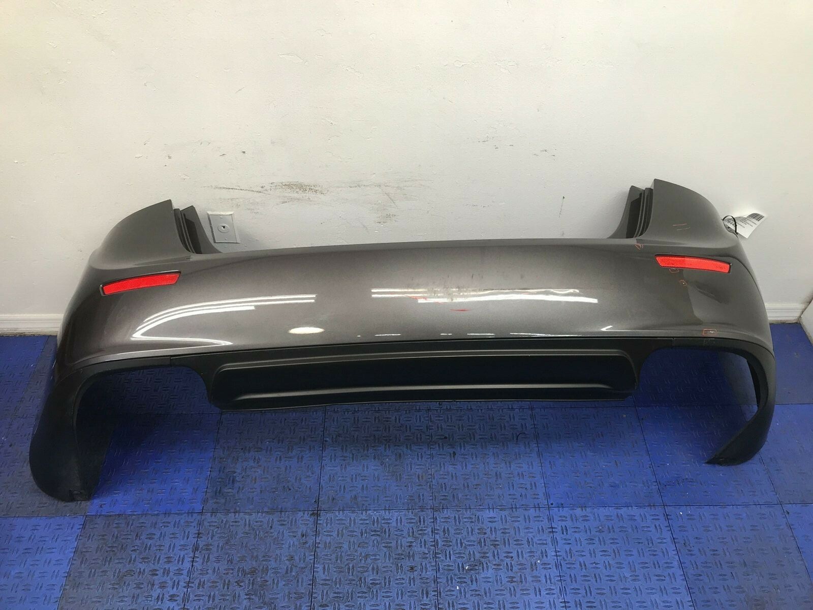 2014 - 2019 MASERATI GHIBLI M157 REAR BUMPER COVER W/O PARK ASSIST 571/A OEM