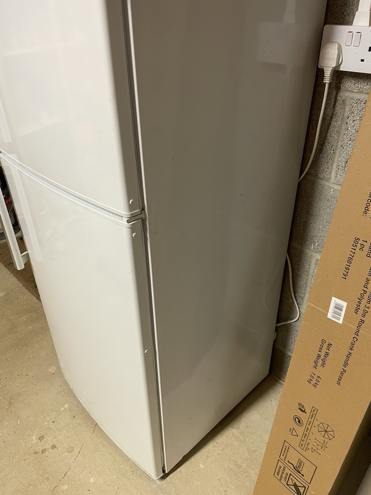 Rare White Bosch Exxcel Frost Free Fridge (186L) Freezer (94L) Model