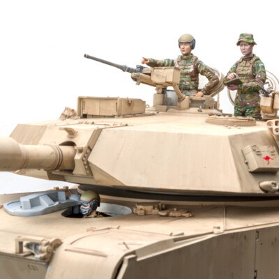 SOL Model 1/16 US Female Tank Commander, Loader & Driver w/Hatch (3 Figures)