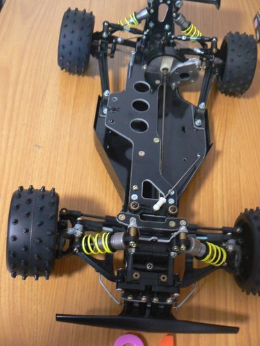 Tamiya Avante 2001 Radio Controlled Car - Picture 11 of 12