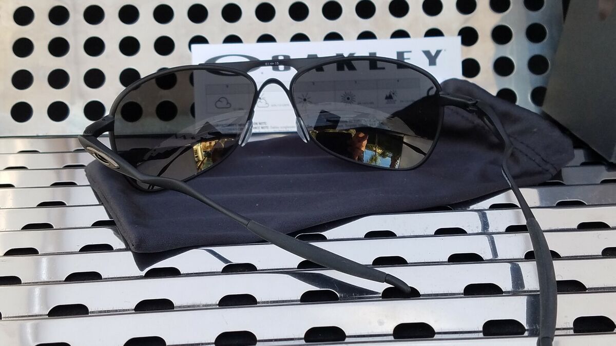 New Oakley CROSSHAIR Aviator Sunglasses 4060-2361 Matte New Oakley CROSSHAIR Aviator Sunglasses 4060-2361 Matte